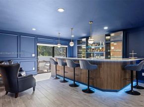 19035 E Saint Andrews Dr, Hialeah FL 33015