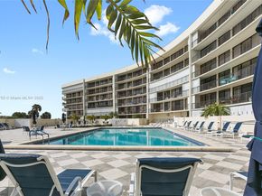 1300 S Highway A1a 227, Jupiter FL 33477