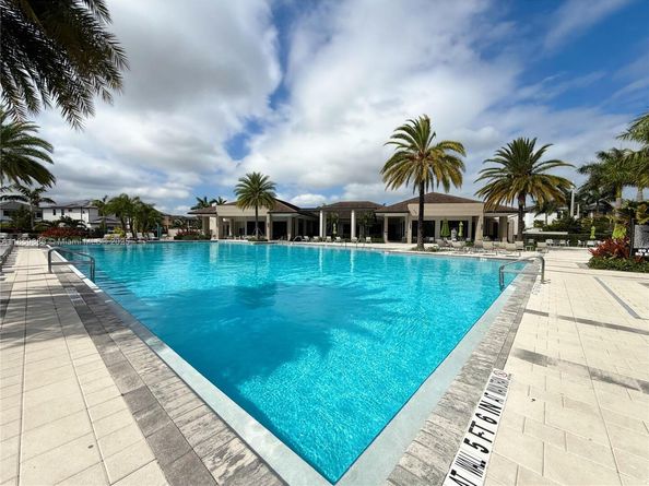 8162 NW 48th Ter, Doral FL 33166