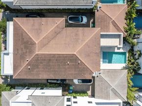 8162 NW 48th Ter, Doral FL 33166