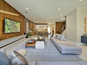 8162 NW 48th Ter, Doral FL 33166