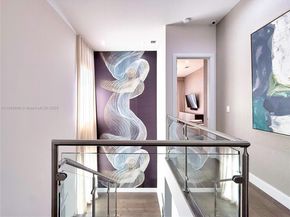 8162 NW 48th Ter, Doral FL 33166