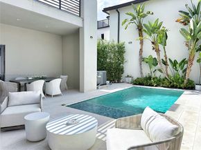 8162 NW 48th Ter, Doral FL 33166