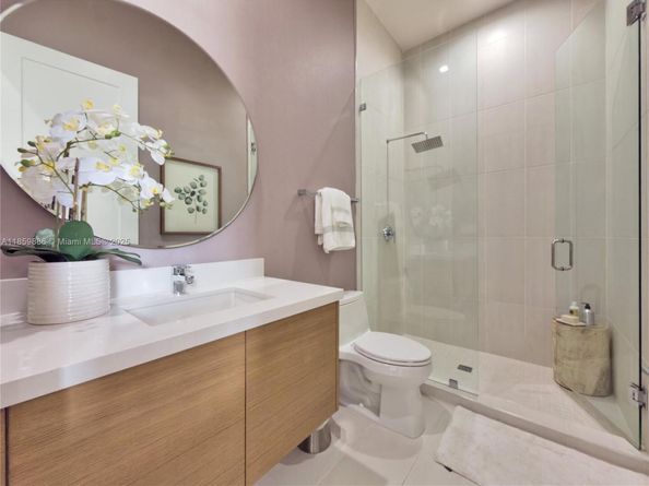 8162 NW 48th Ter, Doral FL 33166