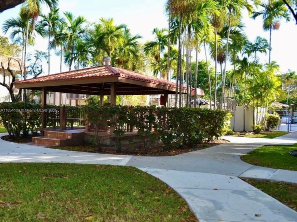 10401 SW 108th Ave 136, Miami FL 33176