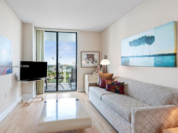 20505 E Country Club Dr 1532, Aventura FL 33180