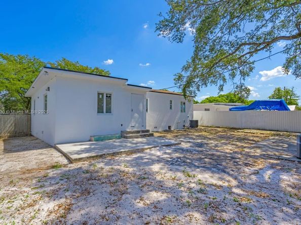 1246 Sharazad Blvd, Opa-Locka FL 33054