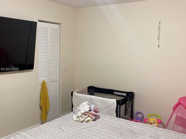 1634 N 15th terrace, Hollywood FL 33020