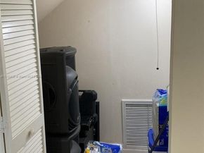 1634 N 15th terrace, Hollywood FL 33020