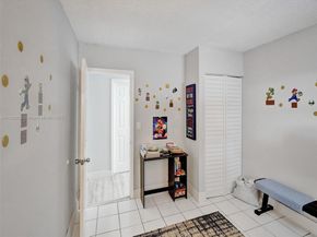 3775 NW 116th Ter, Coral Springs FL 33065