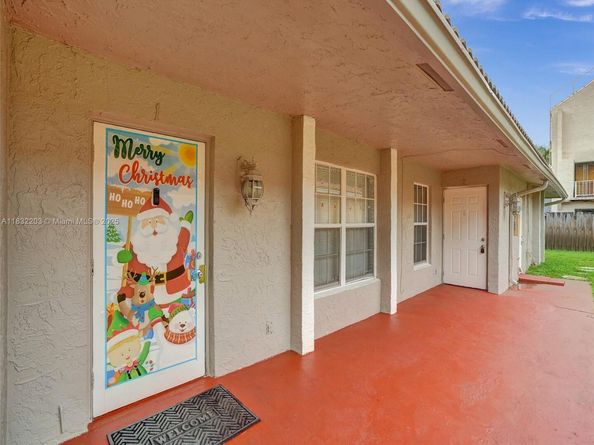 3775 NW 116th Ter, Coral Springs FL 33065