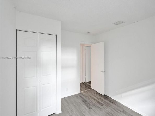 3775 NW 116th Ter, Coral Springs FL 33065