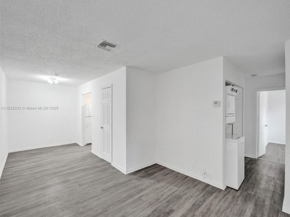 3775 NW 116th Ter, Coral Springs FL 33065