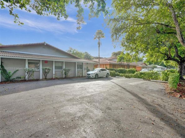 3775 NW 116th Ter, Coral Springs FL 33065