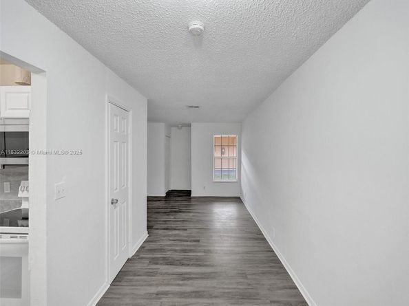 3775 NW 116th Ter, Coral Springs FL 33065