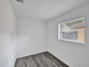 3775 NW 116th Ter, Coral Springs FL 33065
