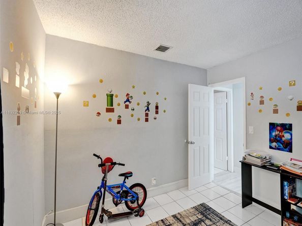 3775 NW 116th Ter, Coral Springs FL 33065