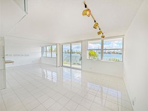 16570 NE 26th Ave 2J, North Miami Beach FL 33160