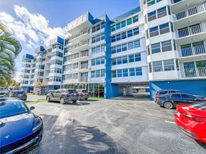16570 NE 26th Ave 2J, North Miami Beach FL 33160