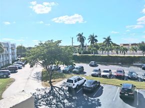 8590 Sunrise Lakes Blvd 310, Sunrise FL 33322