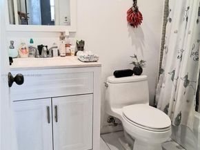 8590 Sunrise Lakes Blvd 310, Sunrise FL 33322