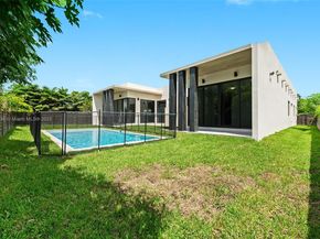 2940 SW 63rd Ave, Miami FL 33155