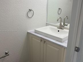 17046 SW 137th Pl, Miami FL 33177