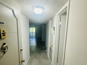 22605 SW 66th Ave 409, Boca Raton FL 33428