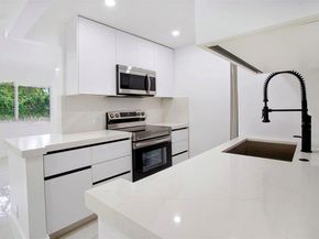 13250 SW 7th Ct 204L, Pembroke Pines FL 33027