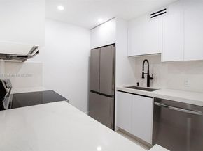 13250 SW 7th Ct 204L, Pembroke Pines FL 33027