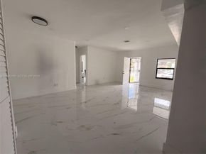 1261 NW 45th St, Miami FL 33142