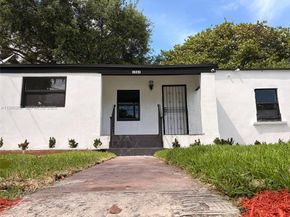 1261 NW 45th St, Miami FL 33142