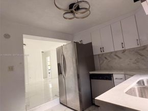 1261 NW 45th St, Miami FL 33142
