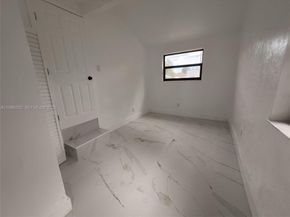 1261 NW 45th St, Miami FL 33142