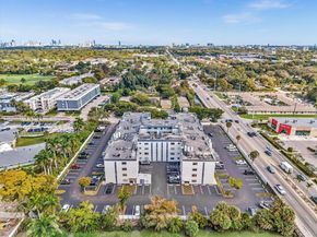 13500 NE 3rd Ct 121, North Miami FL 33161