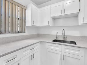 13500 NE 3rd Ct 121, North Miami FL 33161