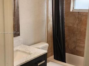 880 E 26th St, Hialeah FL 33013