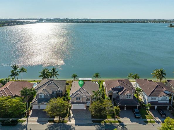 5022 SW 173rd Ave, Miramar FL 33029