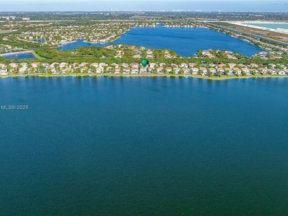 5022 SW 173rd Ave, Miramar FL 33029