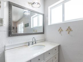 19521 SW 128th Ct, Miami FL 33177