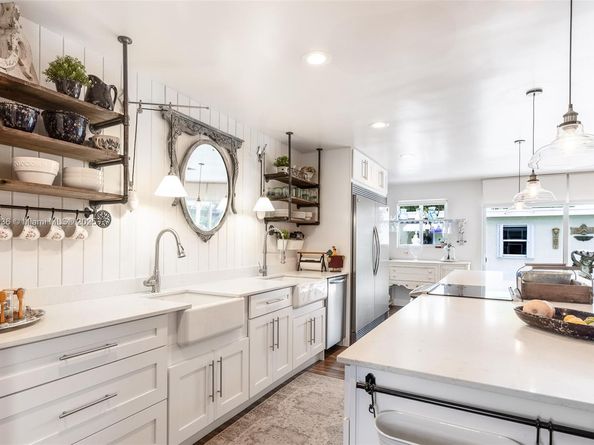 19521 SW 128th Ct, Miami FL 33177