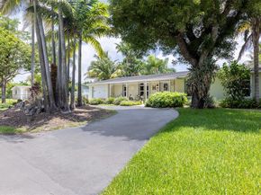 19521 SW 128th Ct, Miami FL 33177