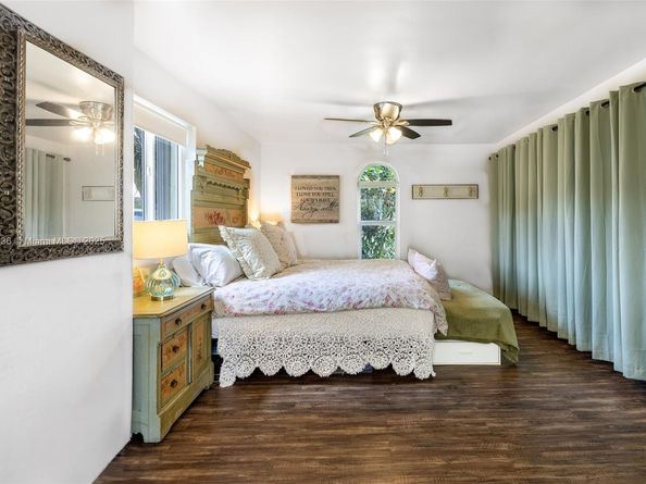 19521 SW 128th Ct, Miami FL 33177