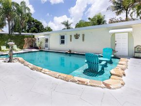 19521 SW 128th Ct, Miami FL 33177