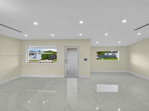 1011 NW 89th St, Miami FL 33150