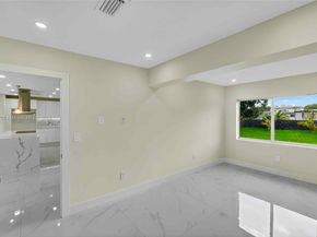 1011 NW 89th St, Miami FL 33150