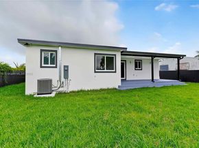 1011 NW 89th St, Miami FL 33150