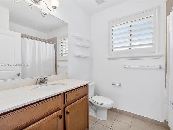 6920 SW 96th Ct, Miami FL 33173