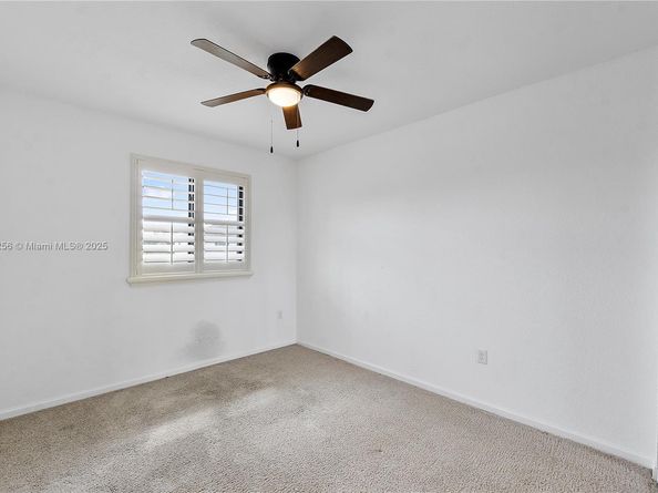 6920 SW 96th Ct, Miami FL 33173