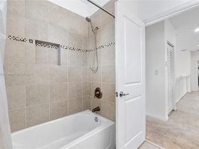 6920 SW 96th Ct, Miami FL 33173